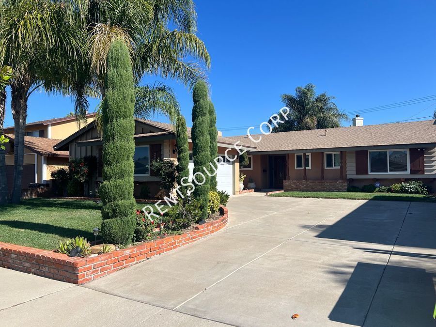Primary Photo - 3 Bedroom Home For Rent In Canyon Country
