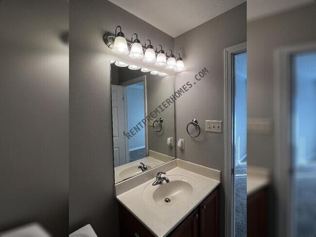 Foto del edificio - 3415 Malvern Hill Rd