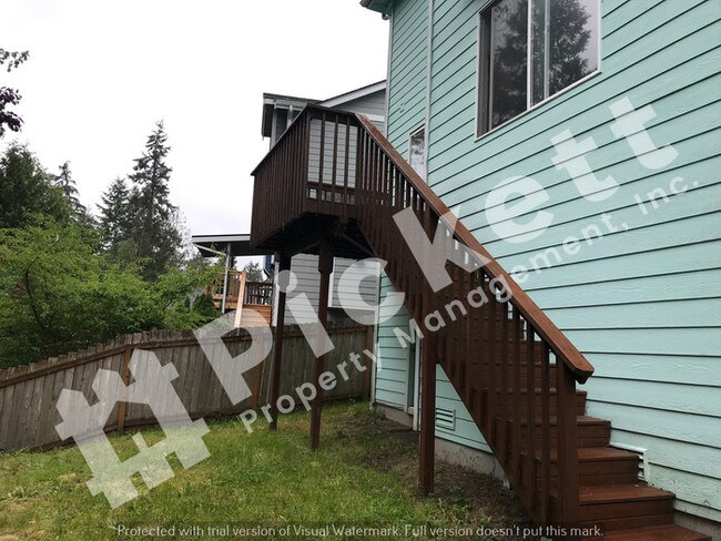 Building Photo - Charming Ridgetop 3 bedroom