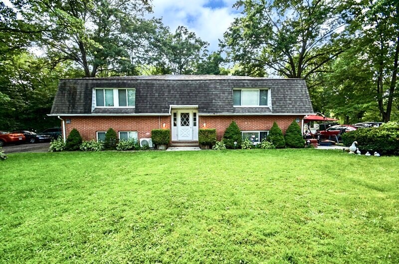 327 Bernower Ave SW, Massillon, OH 44646 House Rental in Massillon