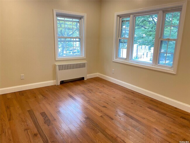 Building Photo - 2864 Wellman Ave