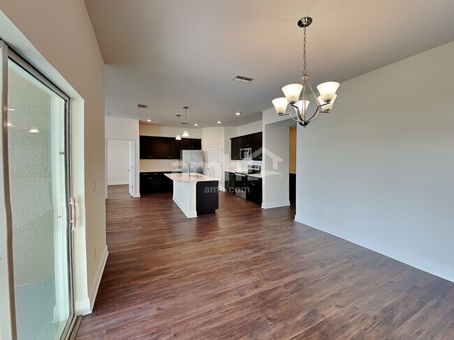 Foto del edificio - 1259 Sky Lks Dr