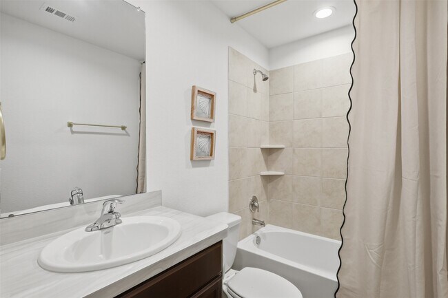 Building Photo - 14122 Carly Pines Ct