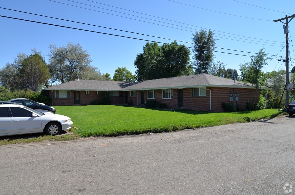 Primary Photo - 301 14th Pl