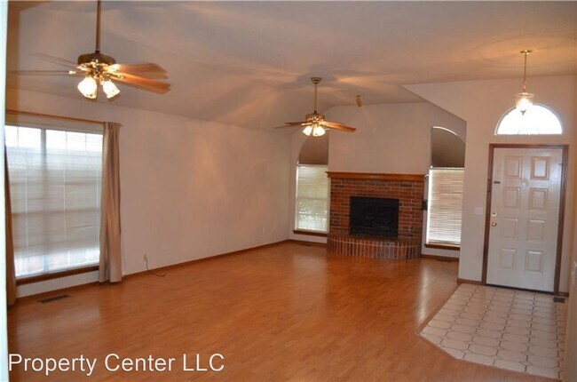 Foto del edificio - 4 br, 2 bath House - 6617 NW 131st
