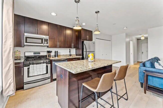 Foto del edificio - 1600 N Halsted St