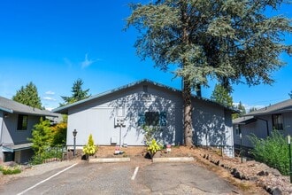 Building Photo - 19230 15th Ave NE