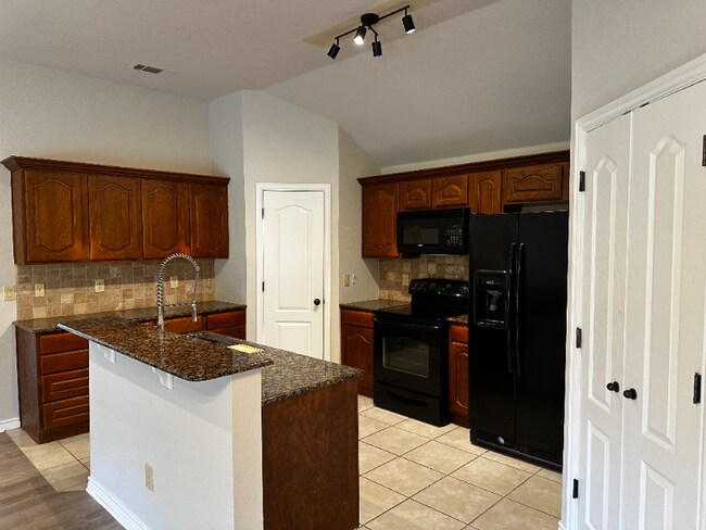 Foto del edificio - 3120 Lippizan St