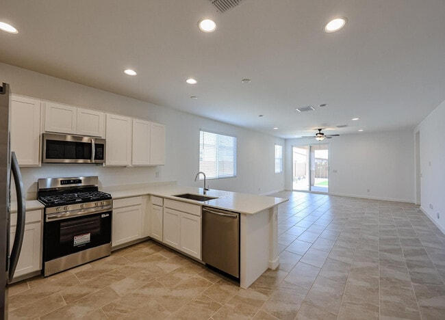 Foto del edificio - 17347 W Gray Fox Trl