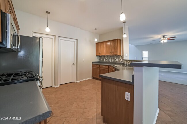 Building Photo - 13030 W Larkspur Rd