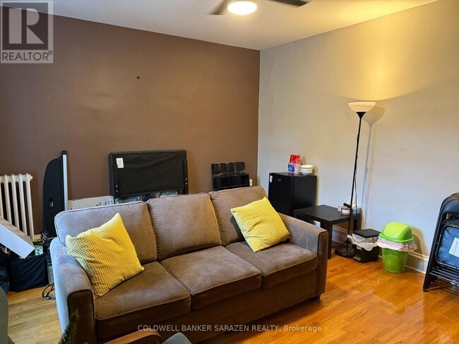 Photo du bâtiment - 76 Fifth Ave