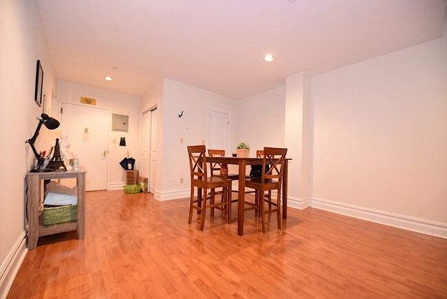 Building Photo - 4502 Ditmars Blvd