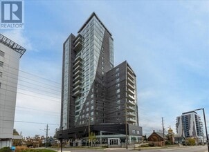 Building Photo - 158-1158 King St N