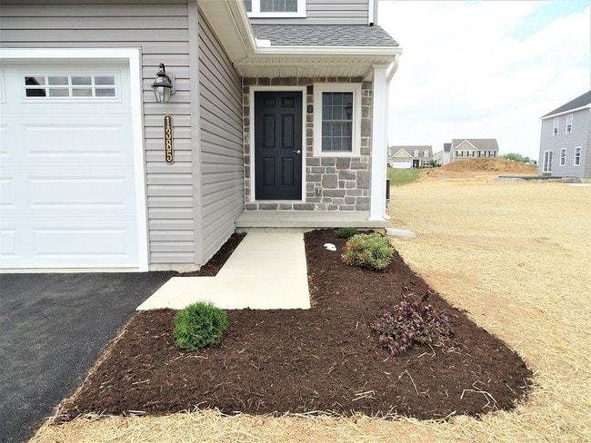 Building Photo - 1385 Fieldstone Dr