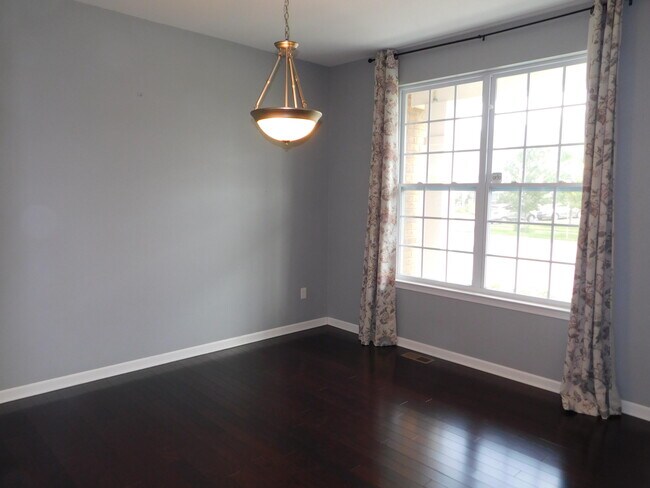 Foto del edificio - 4251 Lilac Ln