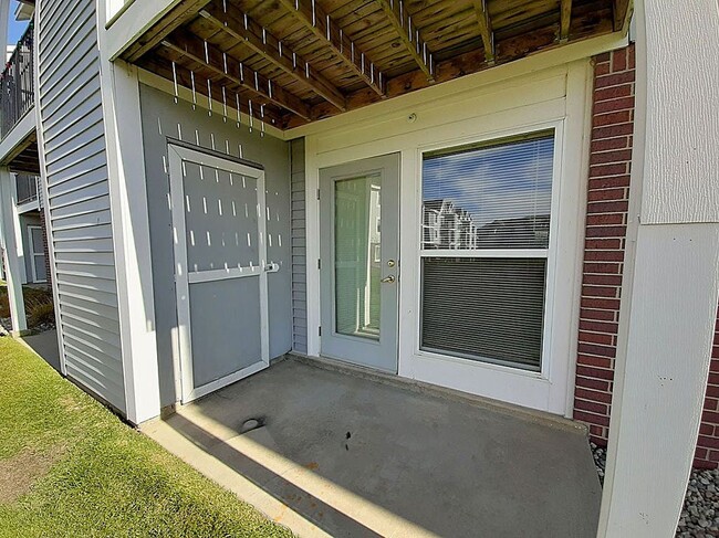 Building Photo - Hunters Pond Apartment Homes