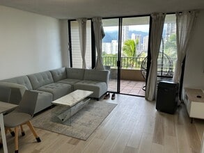 Building Photo - 2121 Ala Wai Blvd