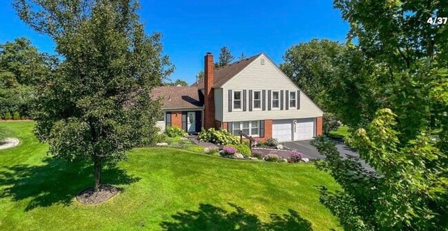 Building Photo - 5285 Hardwoods Dr