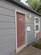 Building Photo - 2875 S Davidson St