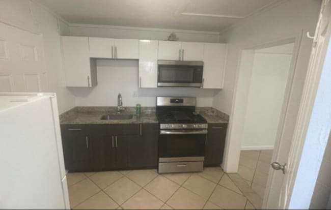 Photo - 7604 Boice St House