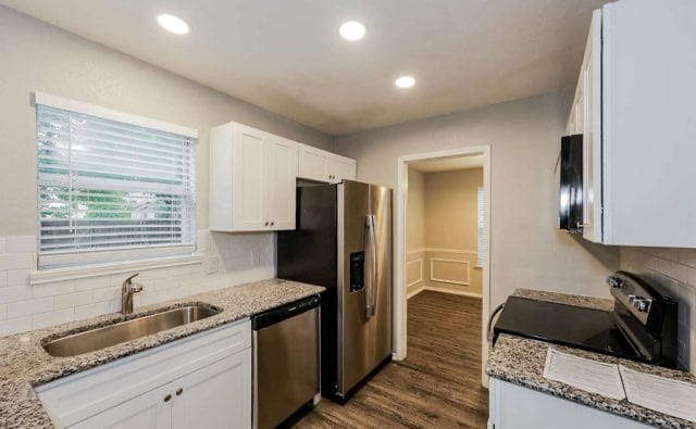 Building Photo - 616 Nightshade Dr