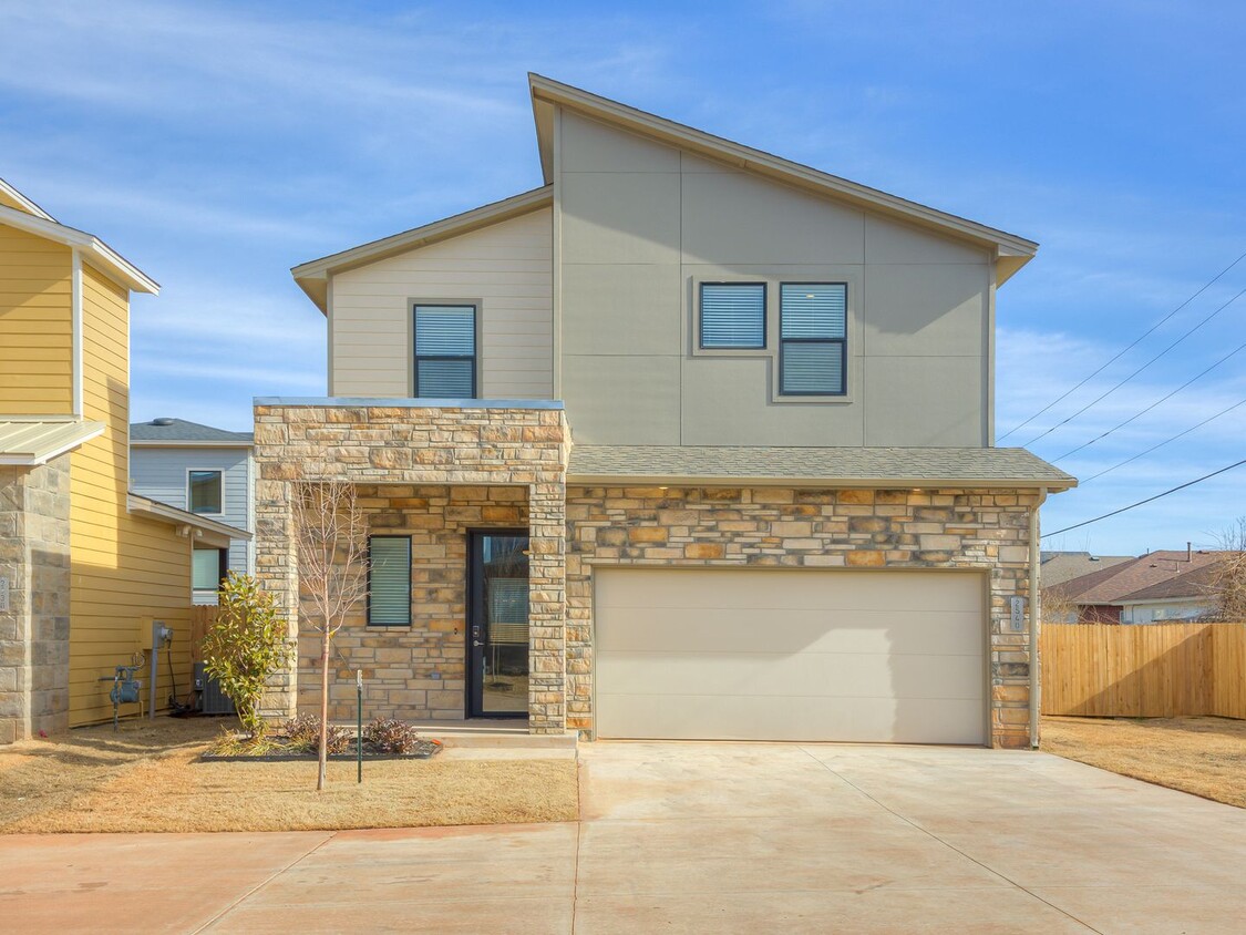 Foto principal - New Construction Home in the Edmond/Oklaho...