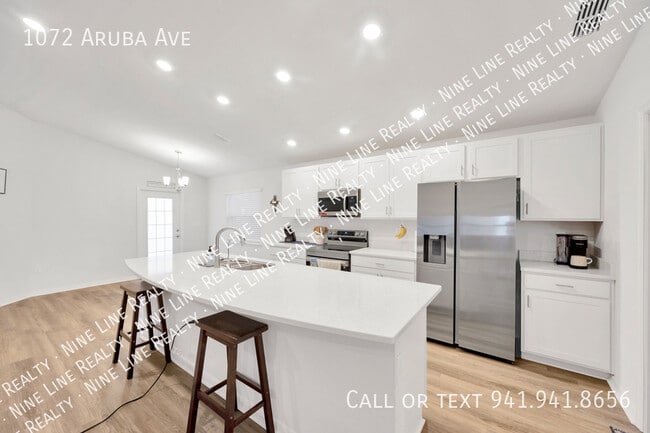 Building Photo - 1072 Aruba Ave