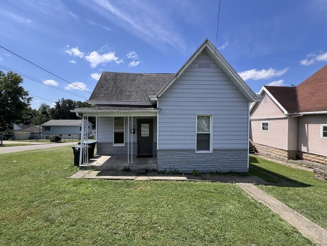 Building Photo - 2301 Hamill Ave