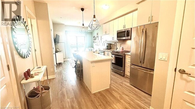 Building Photo - 128 Grovewood Common