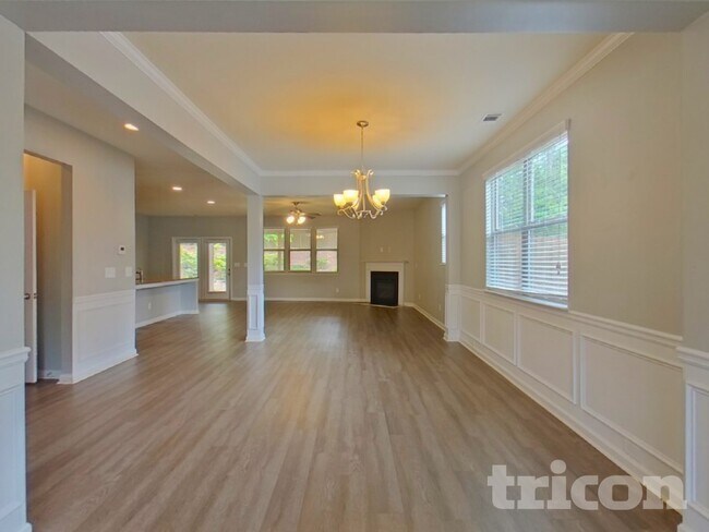Building Photo - 137 Madison Grace Ave