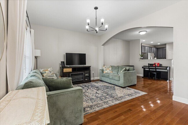 Foto del edificio - 410 Ashbury Cir