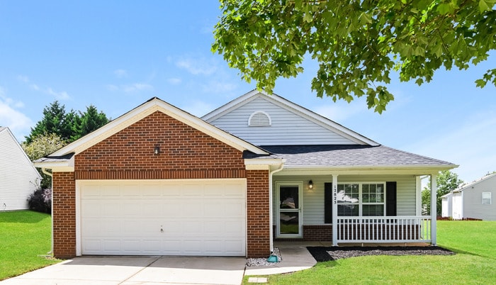 Foto principal - 12825 Old Iron Ln