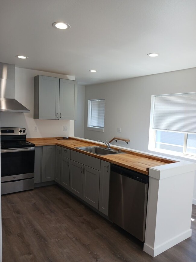 Foto del edificio - 3 bedroom, 2.5 bath in Downtown Ferndale