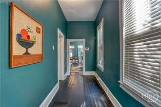 Building Photo - 310 E Henry St