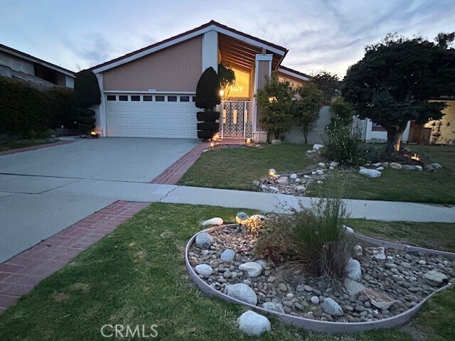 Foto del edificio - 25541 Rolling Hills Way