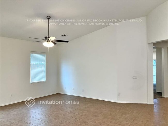 Building Photo - 2297 E Redwood Ct