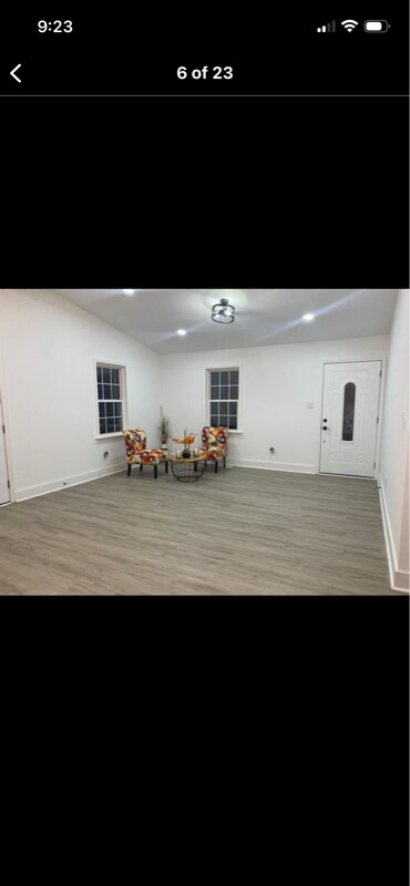 Foto del edificio - 203 Mill Creek Rd