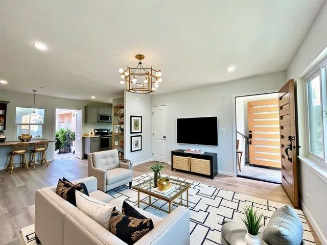 Foto principal - 11700 Dorothy St