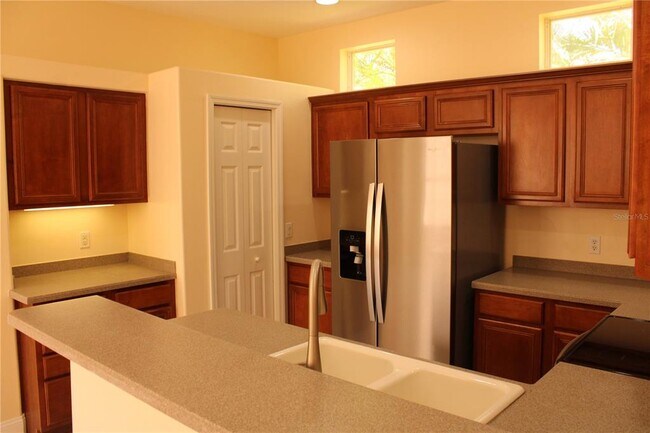 Foto del edificio - 7803 33rd St E