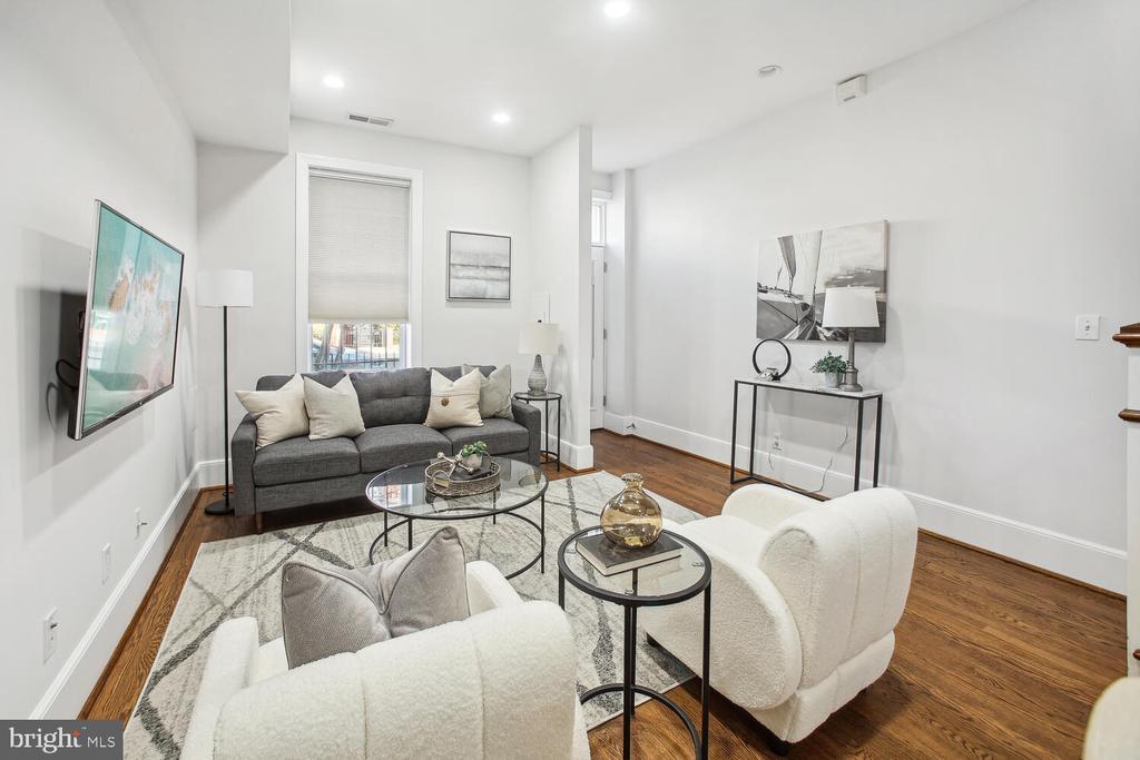 Primary Photo - 1634 4th St NW