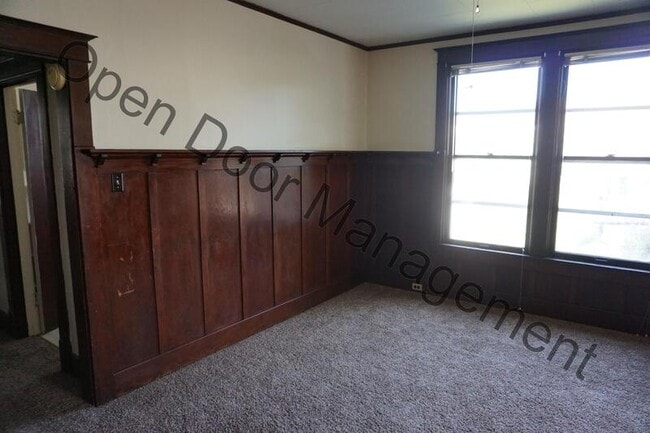 Building Photo - 425 S Idaho St