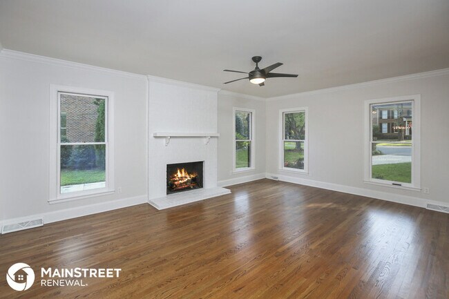 Building Photo - Impressive Updates Found Here!