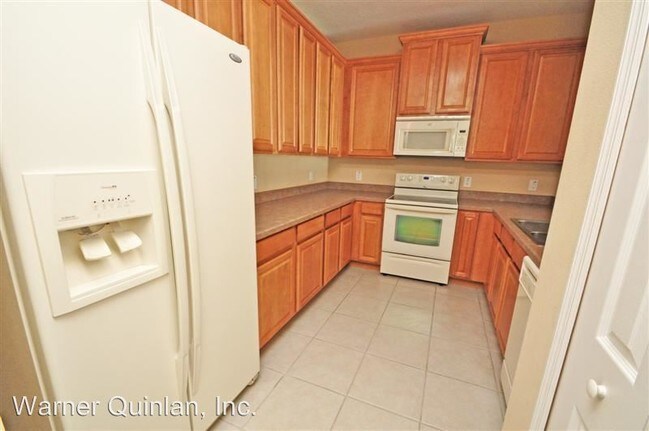 Foto del edificio - 651 Canyon Stone Cir
