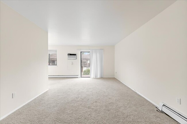 Building Photo - 1408 Cherry Hill Dr