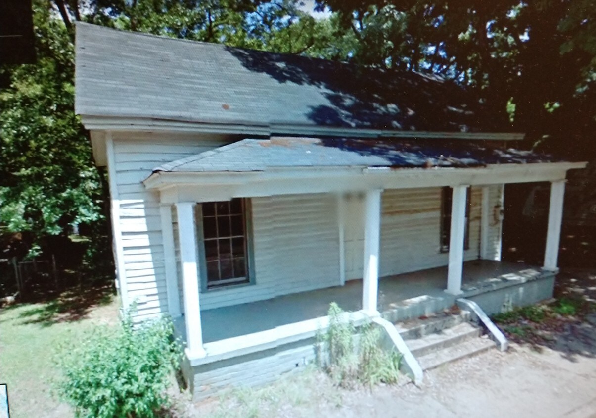 100 Ave H, Thomaston, GA 30286 House for Rent in Thomaston, GA