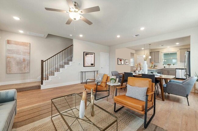 Building Photo - 5804 Rotunda View