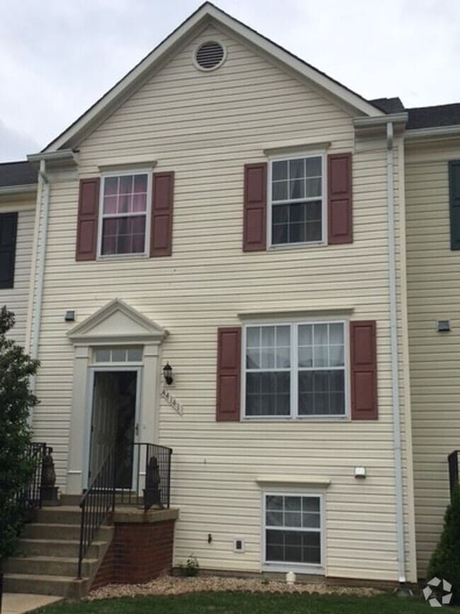 Building Photo - 44141 Allderwood Terrace