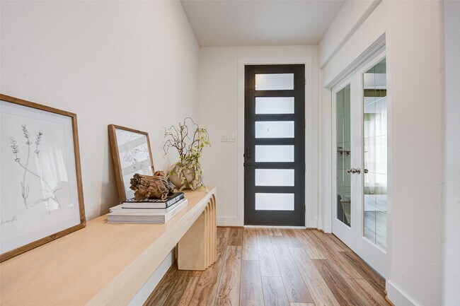 Foto del edificio - 4606 Wax Myrtle Ct