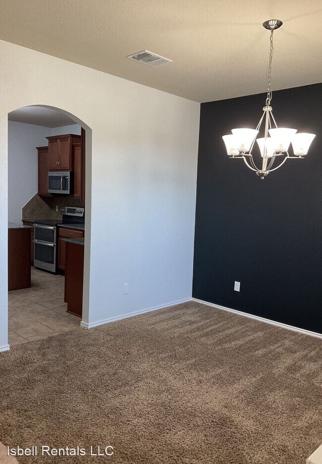Building Photo - 4 br, 2.5 bath House - 6403 Clear Brook Drive