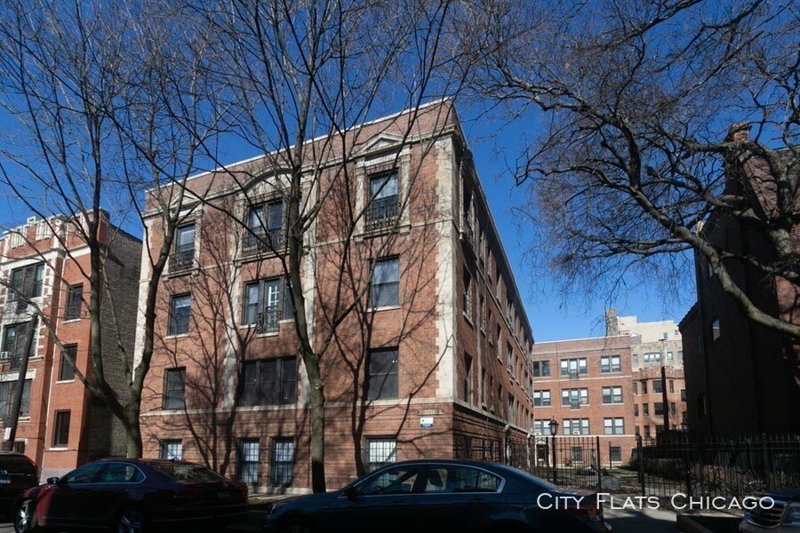 Foto principal - 1360 E 52nd St